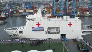 Bantuan Kemanusiaan Kapal RS TNI