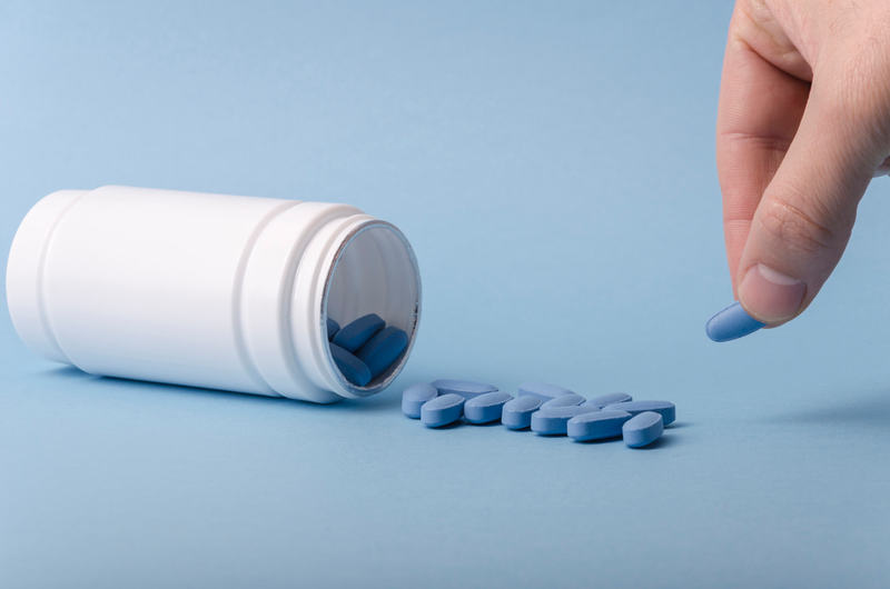 Konsumsi Pil Obat Kuat, Ini 5 Efek Sampingnya!