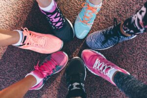5 Sepatu Running Harga Terjangkau dan Nyaman Digunakan